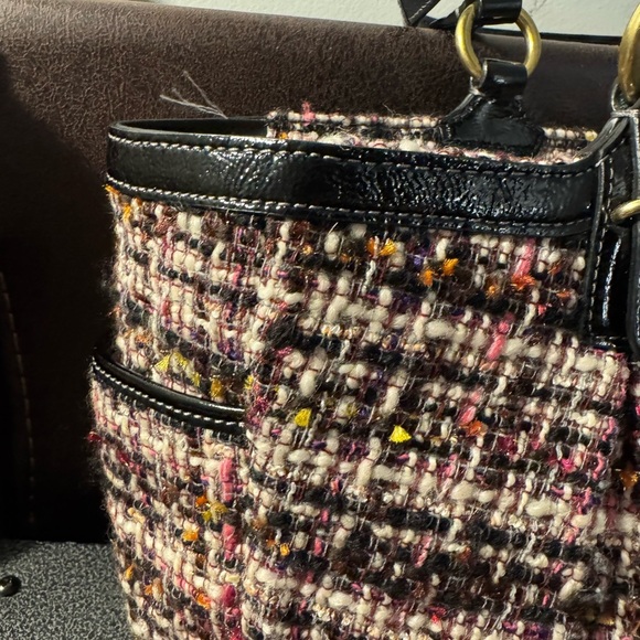 Coach Tweed Tote with Black Accents - Picture 4 of 12